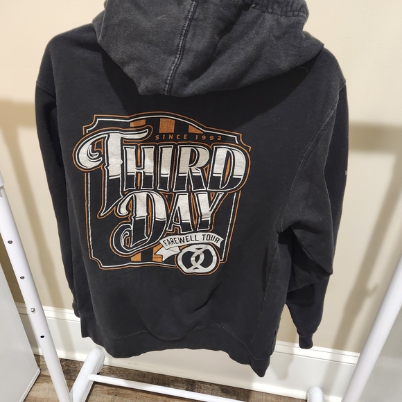 Jackets & Blazers - Third Day Concert Hoodie